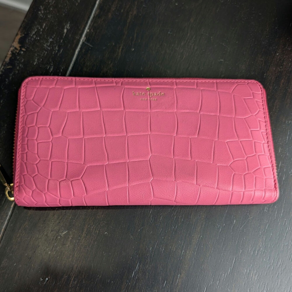 Kate Spade Spencer CrocEmbossed Leather Zip-Around Continental Wallet, Pink